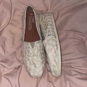 Daisy Classics Canvas Toms